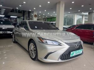 Xe Lexus ES 250 2018