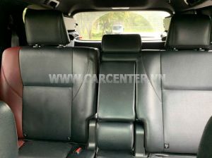 Xe Toyota Fortuner Legender 2.4L 4x2 AT 2022