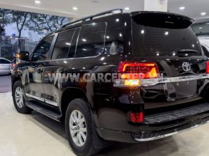 Xe Toyota Land Cruiser 4.6 V8 2019