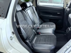 Xe Mitsubishi Outlander 2.0 CVT 2023