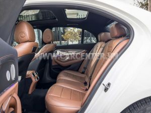 Xe Mercedes Benz E300 AMG 2020