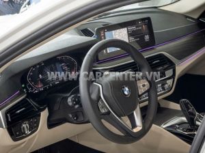 Xe BMW 520i 2023