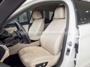 Xe BMW 520i 2023