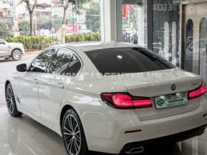 Xe BMW 520i 2023