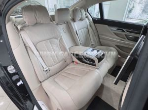 Xe BMW 740Li 2018