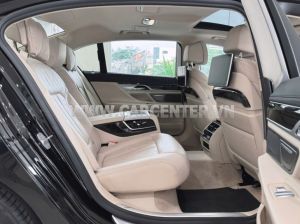 Xe BMW 740Li 2018