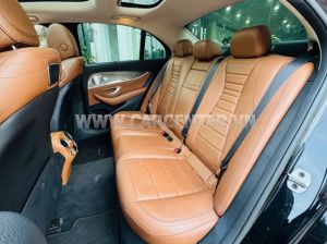 Xe Mercedes Benz E300 AMG 2019