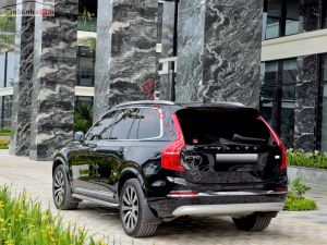 Xe Volvo XC90 Recharge T8 AWD 2021