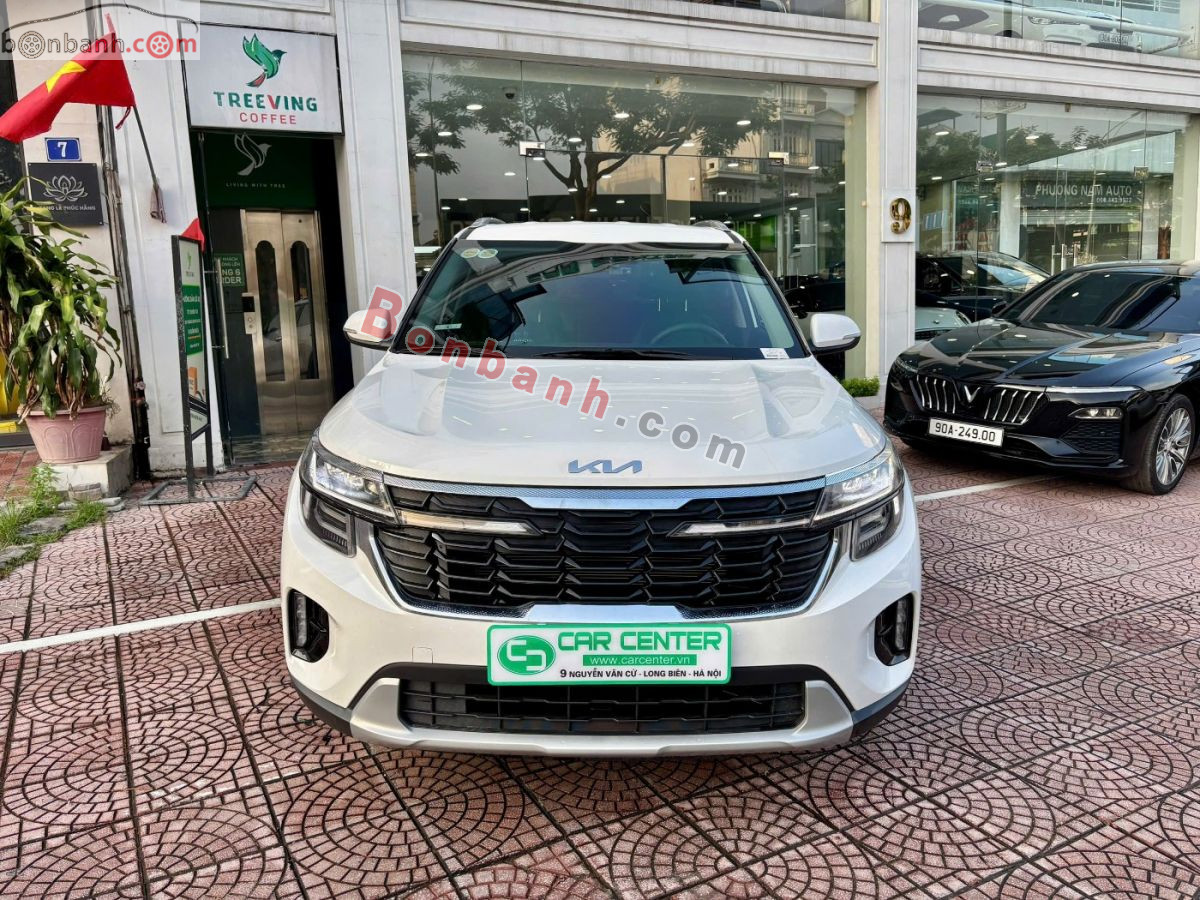 Kia Seltos Luxury 1.5 AT