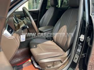 Xe VinFast Lux A 2.0 Base 2.0 AT 2021