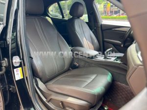 Xe VinFast Lux A 2.0 Base 2.0 AT 2021