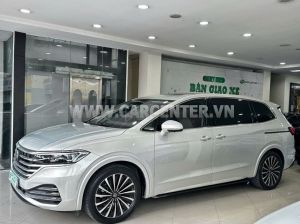 Xe Volkswagen Viloran Luxury 2024