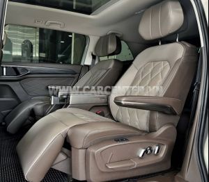 Xe Volkswagen Viloran Luxury 2024
