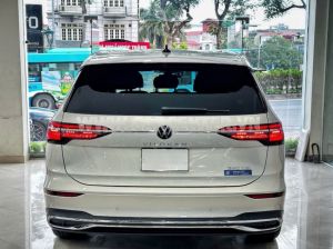Xe Volkswagen Viloran Luxury 2024