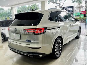 Xe Volkswagen Viloran Luxury 2024