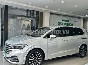 Xe Volkswagen Viloran Luxury 2024