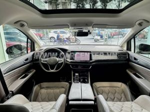 Xe Volkswagen Viloran Luxury 2024