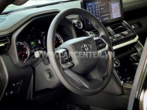 Xe Toyota Land Cruiser 3.5 V6 2023