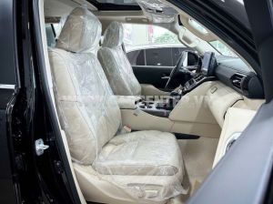 Xe Toyota Land Cruiser 3.5 V6 2025