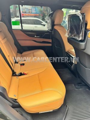 Xe Lexus LX 600 Urban 2025