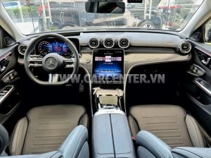 Xe Mercedes Benz C300 AMG 2025
