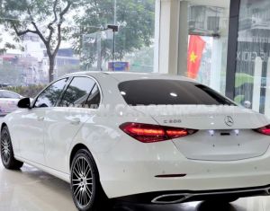Xe Mercedes Benz C200 Avantgarde Plus 2022