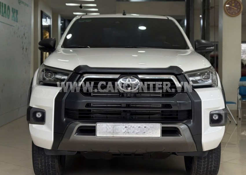 Toyota Hilux Adventure 2.8L 4x4 AT