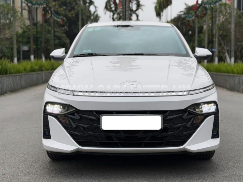 Hyundai Accent Cao cấp 1.5 AT 2025