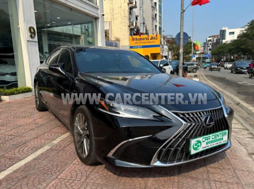 Lexus ES 250 2023