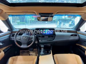 Xe Lexus ES 250 2023