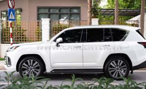 Xe Lexus LX 600 Urban 2023