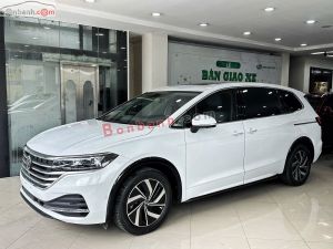 Xe Volkswagen Viloran Premium 2024