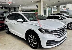 Xe Volkswagen Viloran Premium 2024