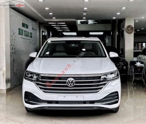 Xe Volkswagen Viloran Premium 2024