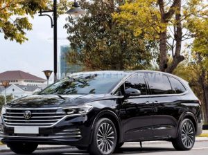 Xe Volkswagen Viloran Luxury 2025