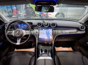 Xe Mercedes Benz C200 Avantgarde 2025